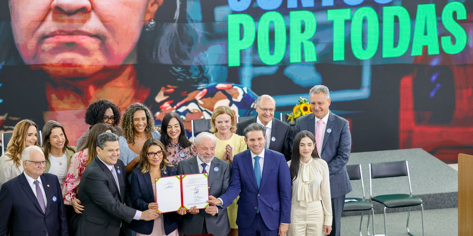 Pacto promete acelerar medidas protetivas para mulheres ameaçadas