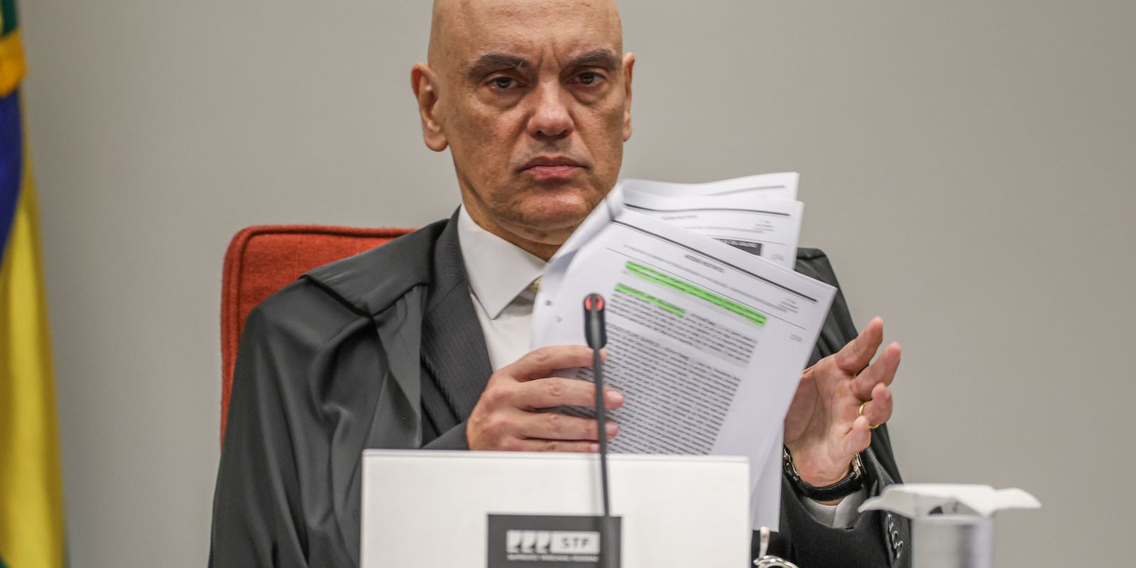 Moraes quebra sigilo de investigação da PF em torno da Abin Paralela