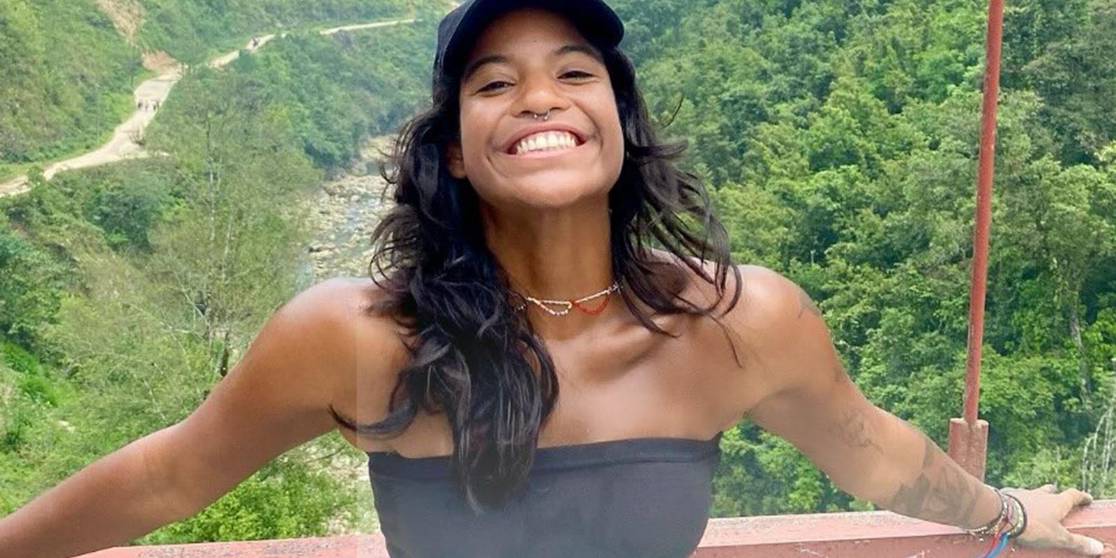 Viva Maria presta homenagem à turista Juliana Marins