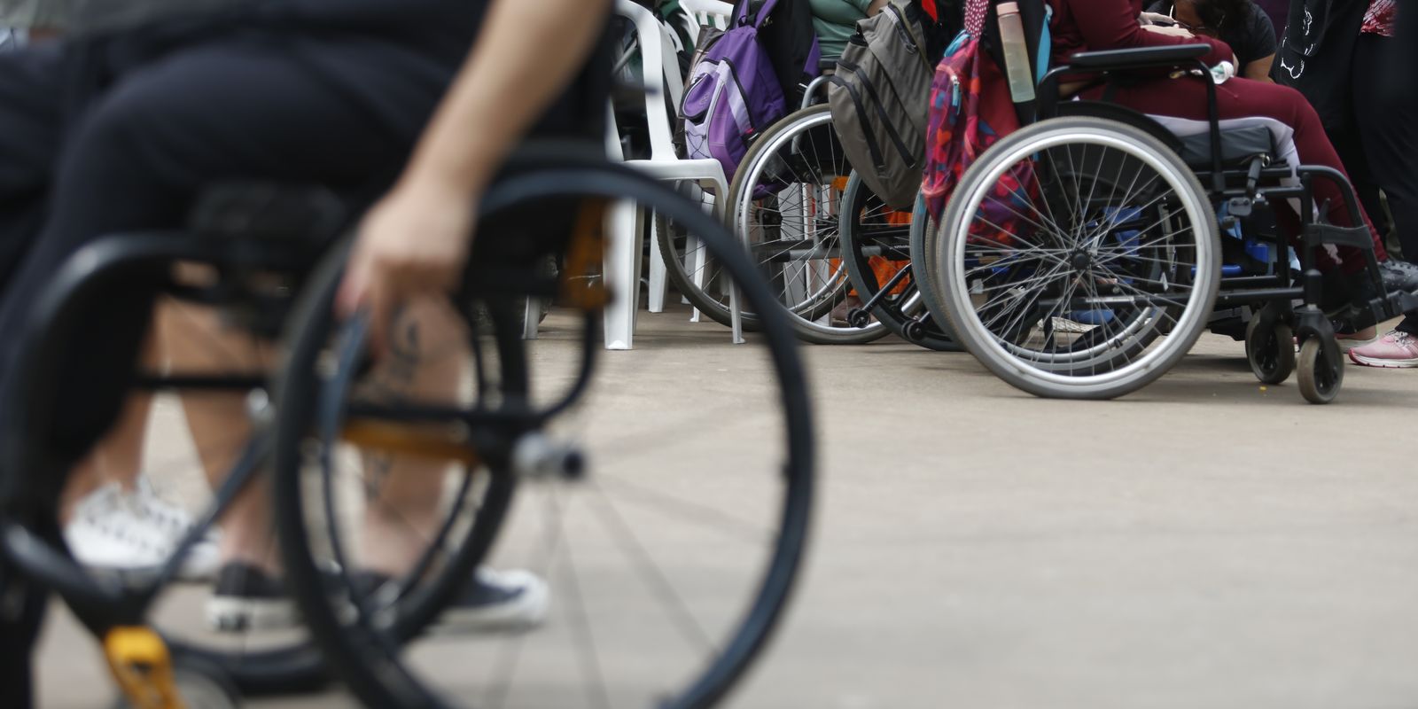Pesquisa analisa dificuldades enfrentadas por mães com deficiência
