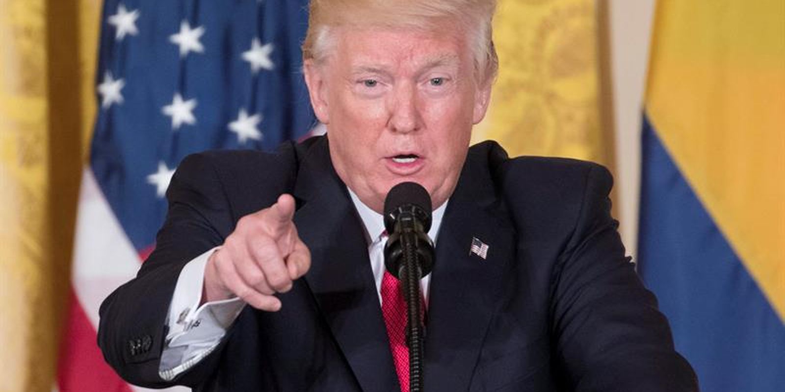 Trump ameaça taxar Rússia em 100% caso guerra com a Ucrânia continue