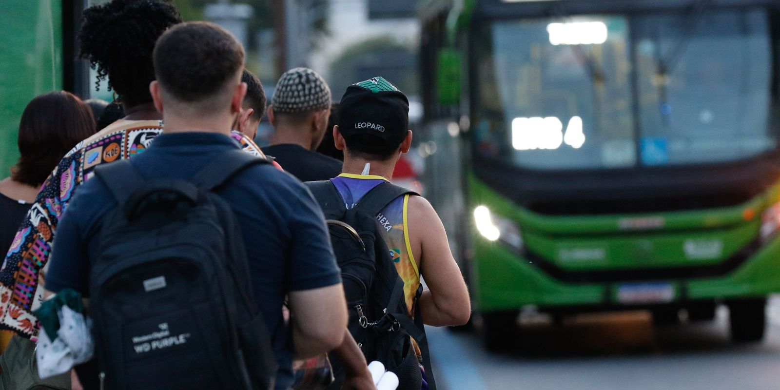 PA: Estudantes obtém cartão digital para meia-passagem intermunicipal