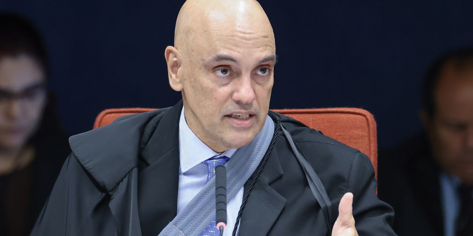 Moraes manda Brazão esclarecer violação da regra de prisão domiciliar