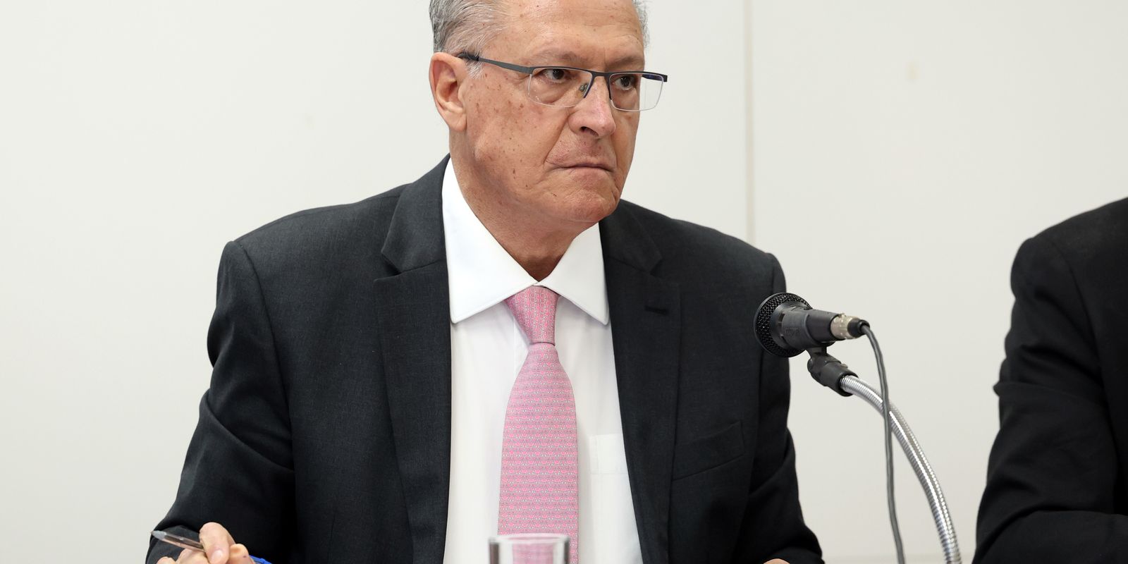 Em carta, Brasil manifesta indignação com tarifas impostas pelos EUA