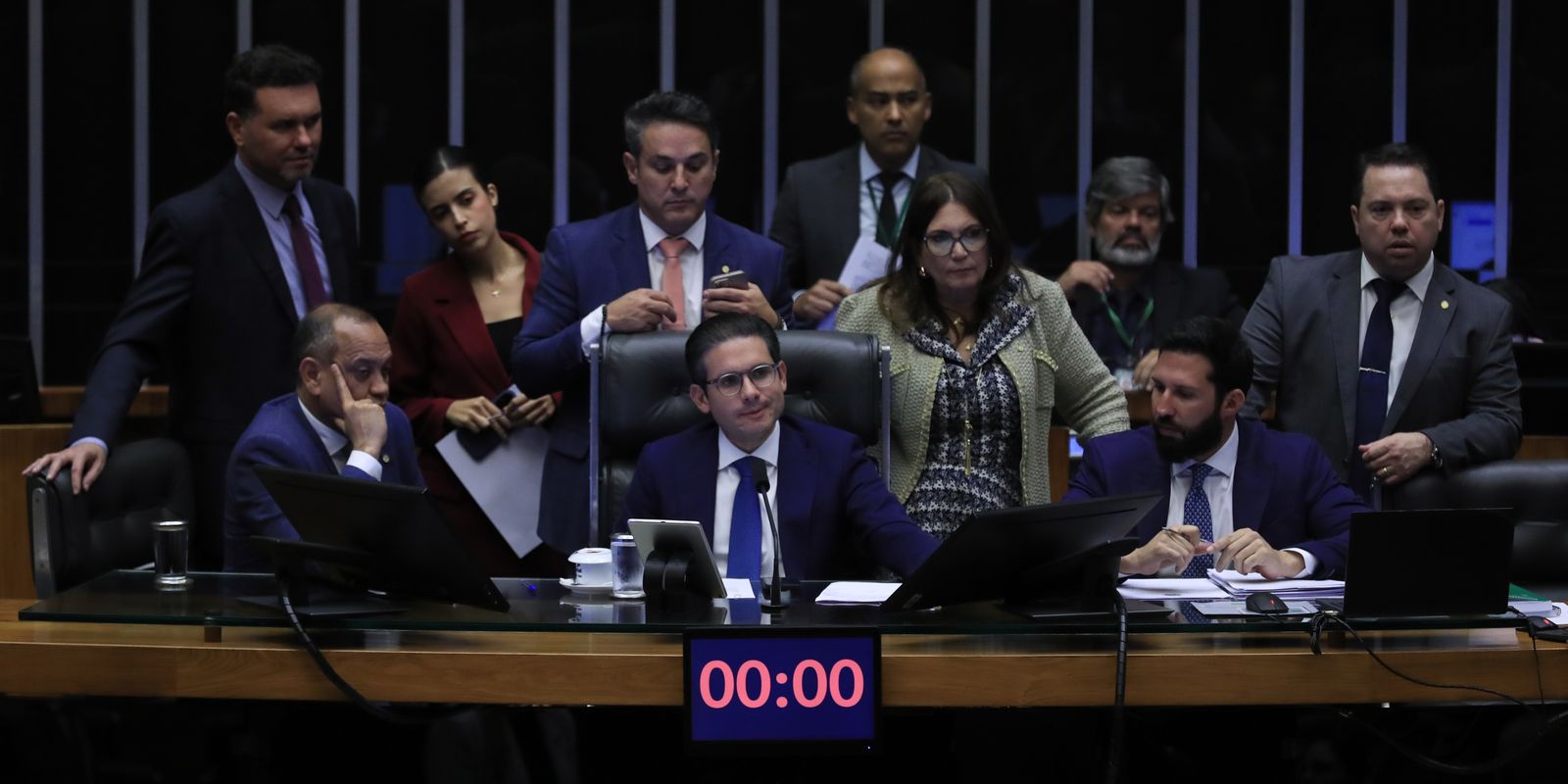 Câmara aprova PL que simplifica regras para licenciamento ambiental