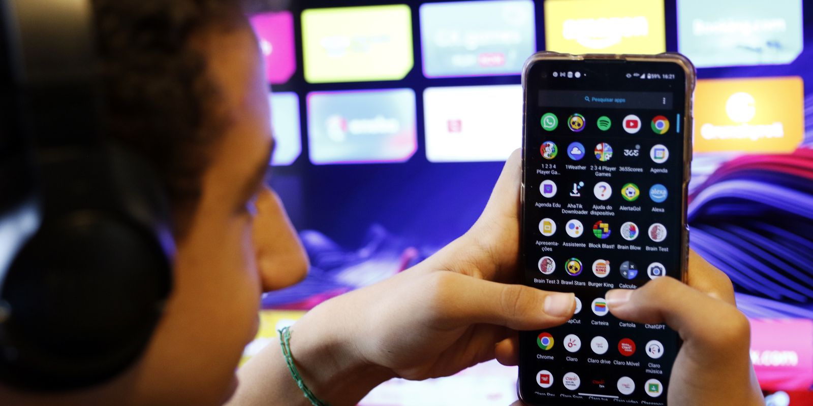 Diminui número de casas com TV por assinatura; 43,4% têm streaming