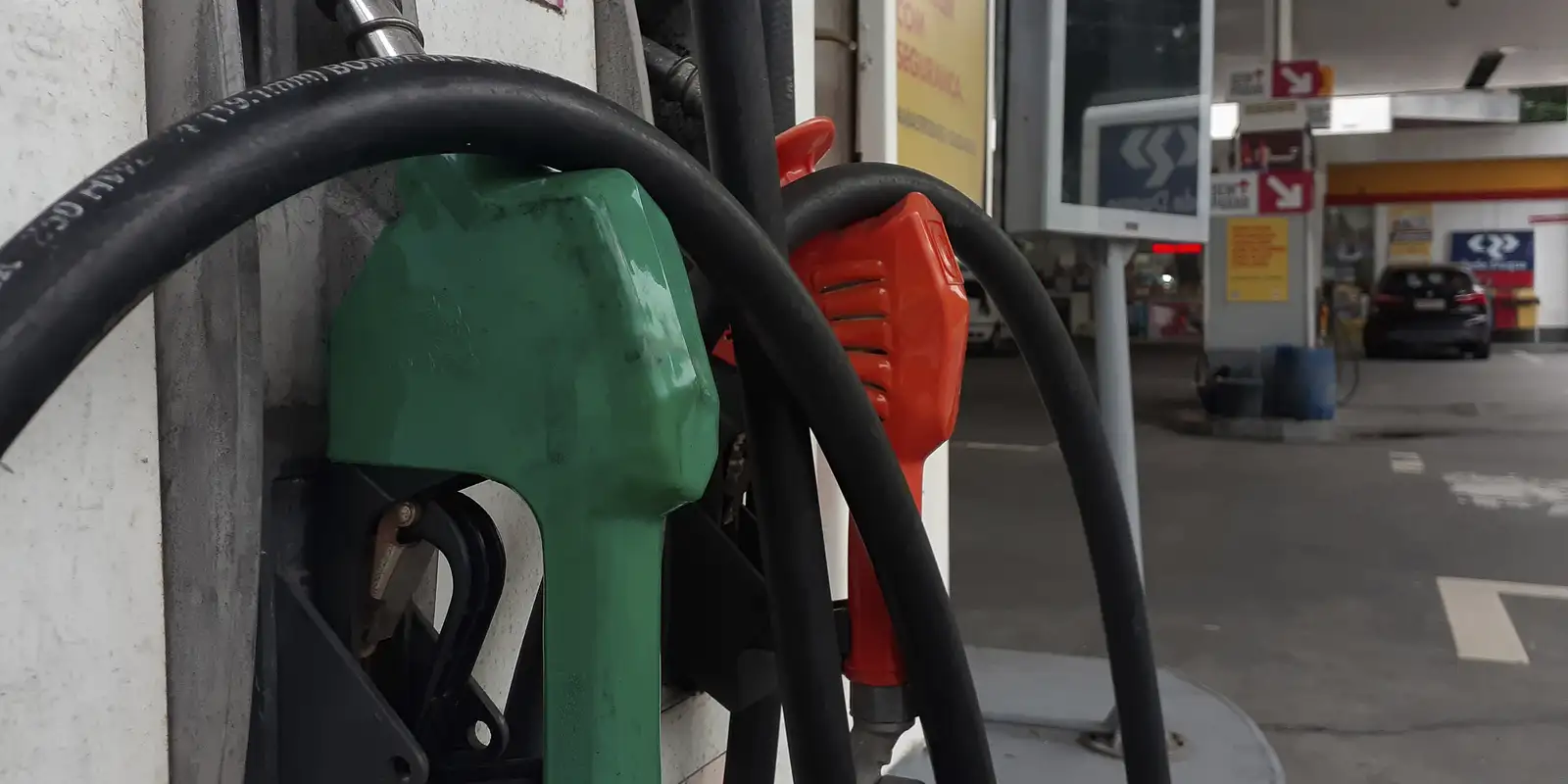 Novas misturas de biocombustíveis já estão valendo em todo país