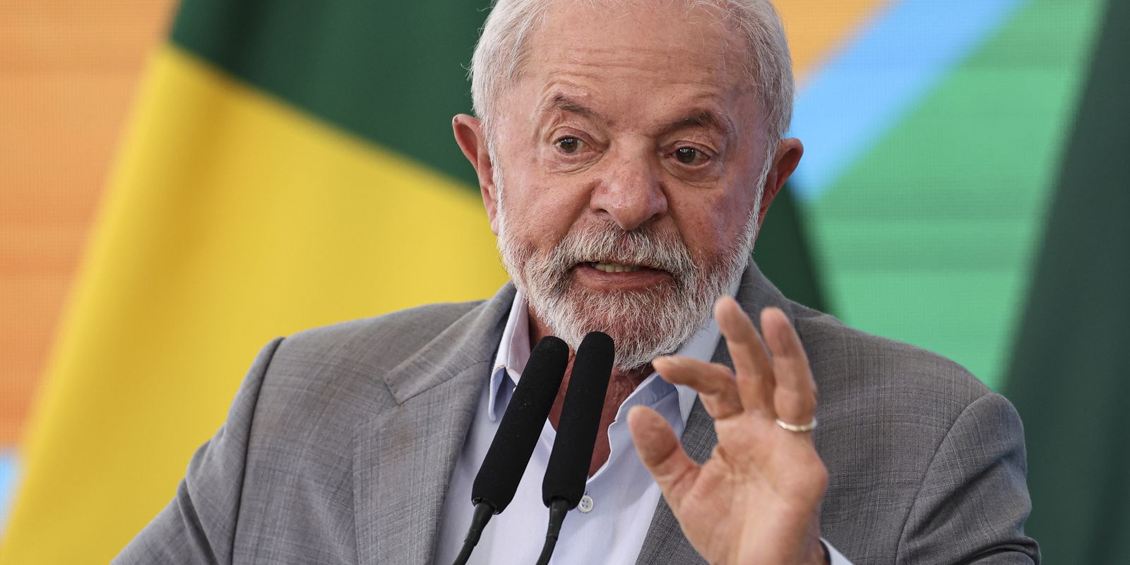 Lula diz que interferência de Trump no Brasil é 