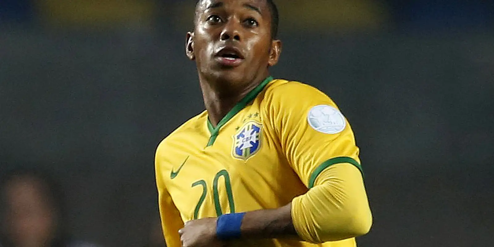 Supremo forma maioria para manter a prisão do ex-jogador Robinho